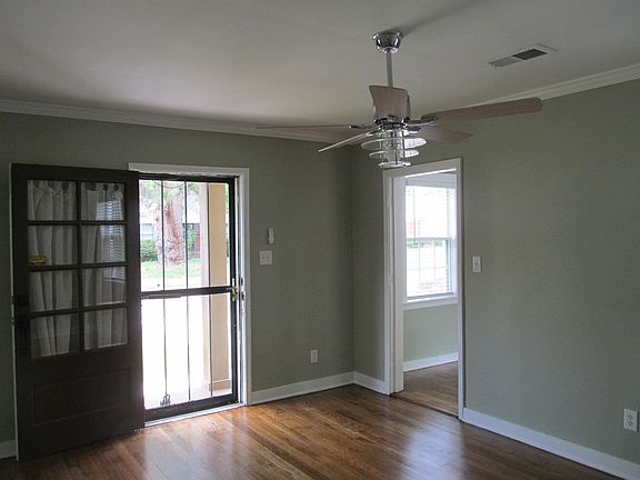 4th image of 3797 Marion Ave