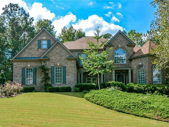 3rd image of 3007 Golf Crest Ln