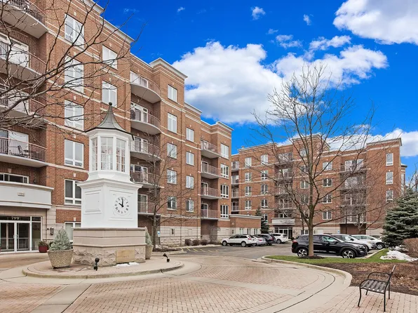 819 Graceland Ave APT 208, Des Plaines, IL 60016