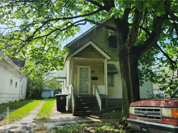 3666 E 57th St, Cleveland, OH 44105