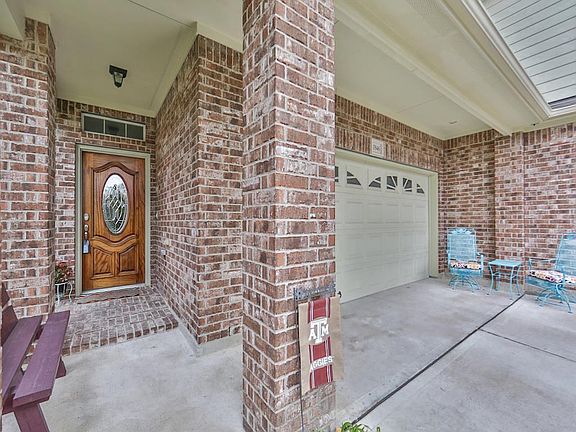 3rd image of 10946 Chazenwood Dr