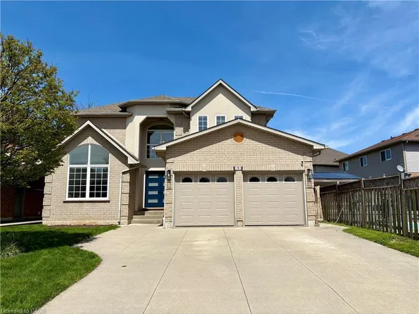 191 Hawkswood Trl, Hamilton, ON L9B 2T1