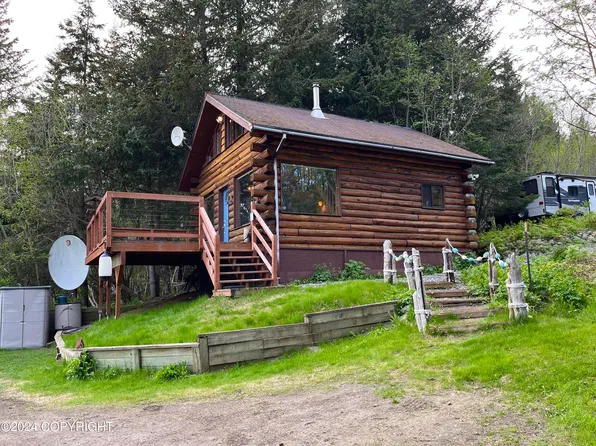1501 Race Rd, Homer, AK 99603