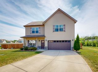 1511 Halverson Dr, Murfreesboro, TN 37128