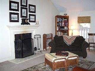 2nd image of 445 E 5th St