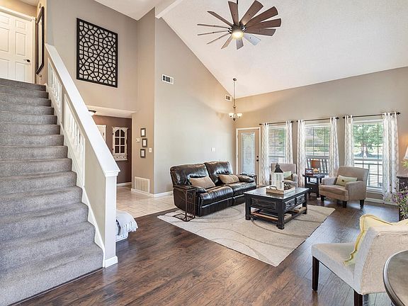 Lots of natural light