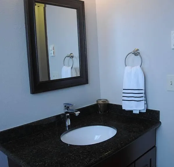 4320 Evanston Ave N — Photo 8