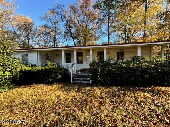 1018 Horseshoe Cir, Macon, GA 31217