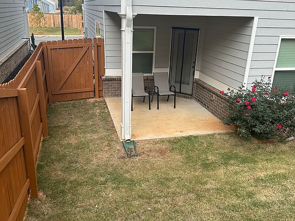 4th image of 742 Brickelberry Ct