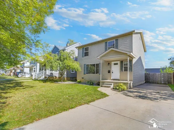 635 Toledo Ave, Monroe, MI 48161