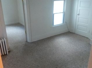 620 Lincoln St APT 4, Janesville, WI