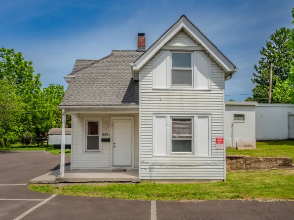 631 1/2 Main St, Hellertown, PA 18055