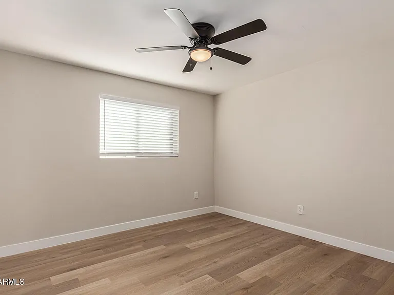 818 W Elna Rae St — Photo 19