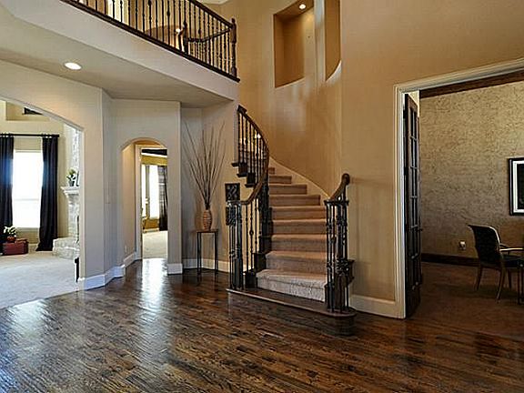 3rd image of 1550 Stillhouse Hollow Dr