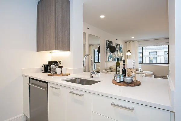 Rented by Bedrose | media 26