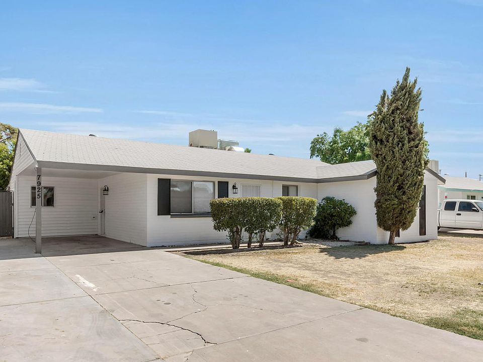 1st image of 7925 W Catalina Dr