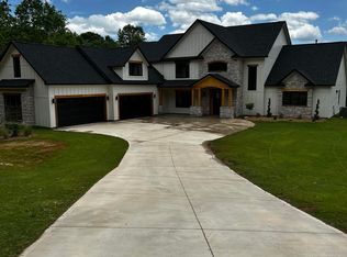 1450 Groce Meadow Rd, Greer, SC 29687