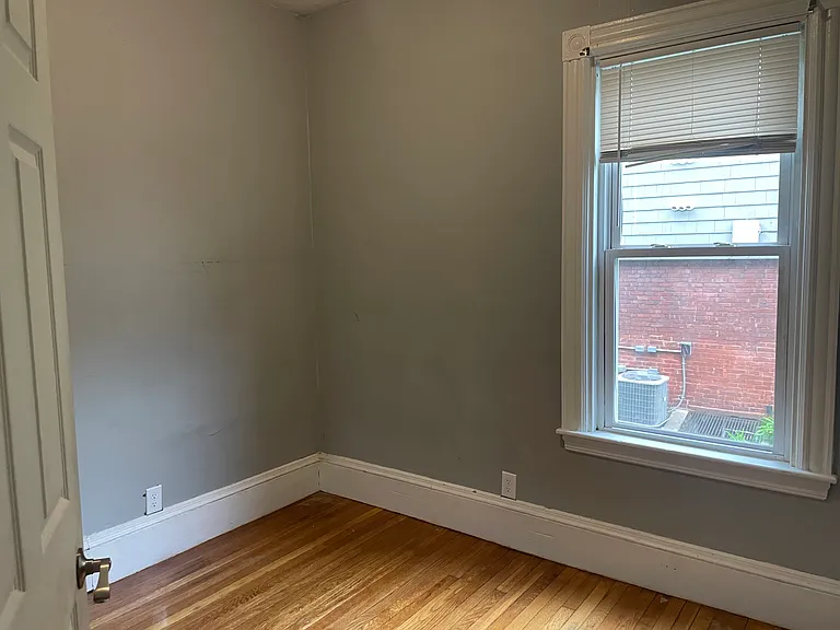 14-16 Brent St #1 — Photo 6