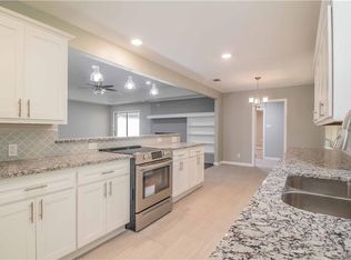 5205 Parham Ct, Fort Worth, TX 76112