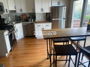666 E 8th St #1, Boston, MA 02127