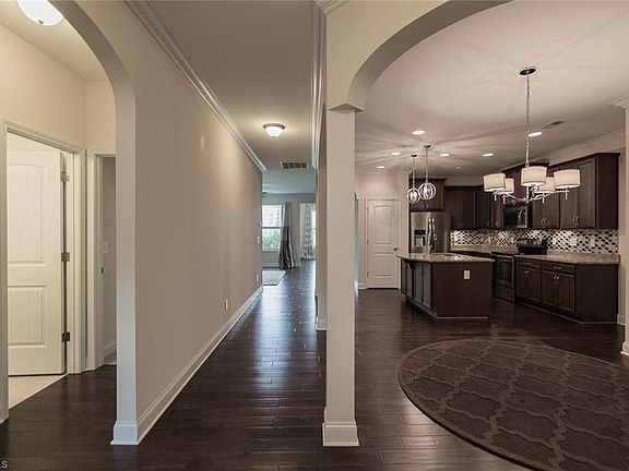 4th image of 3614 Sainsbury Ln