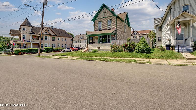 5th image of 16 Caroline Street