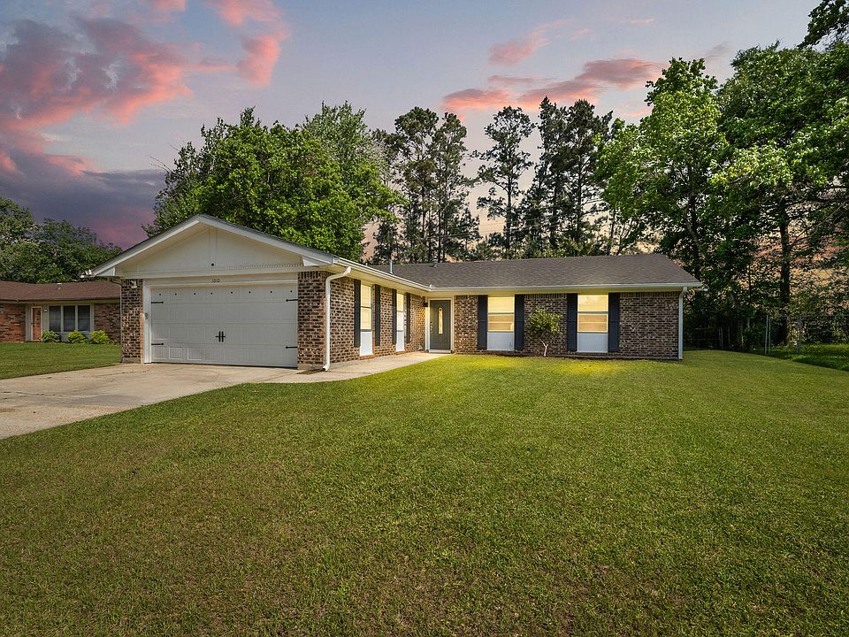 1st image of 1010 Meadowbrook Dr