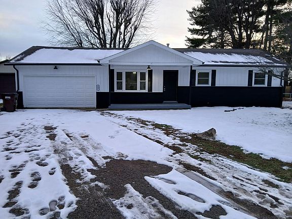 2nd image of 207 E Ford St