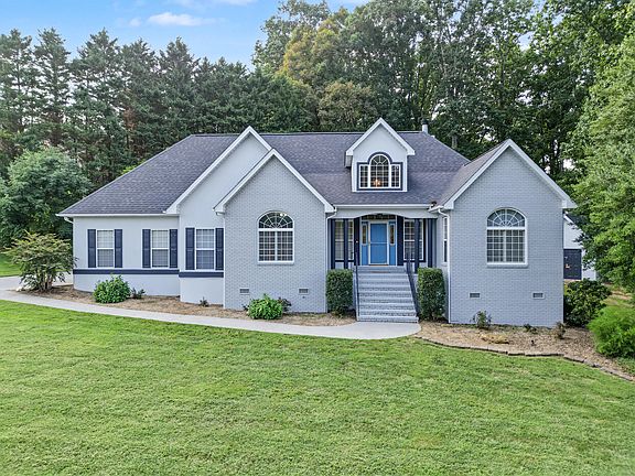 3rd image of 3223 Topside Dr