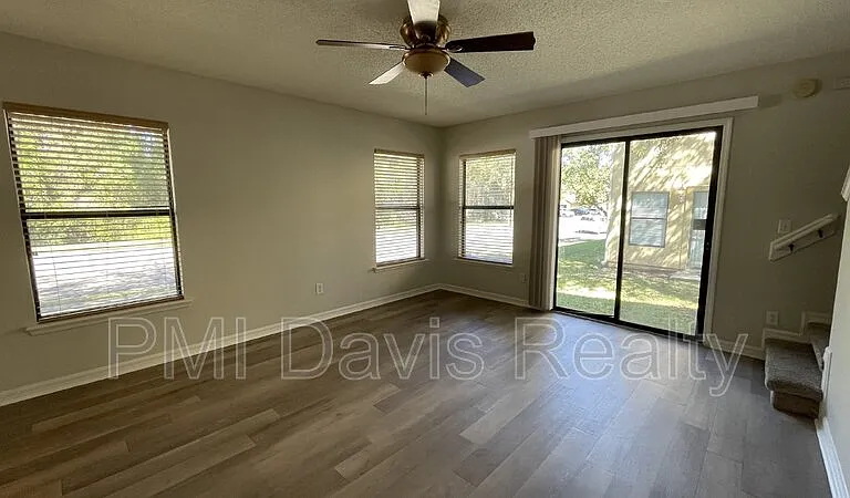4609 Playschool Dr — Photo 3