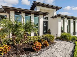 2627 SW 54th Ter, Cape Coral, FL 33914
