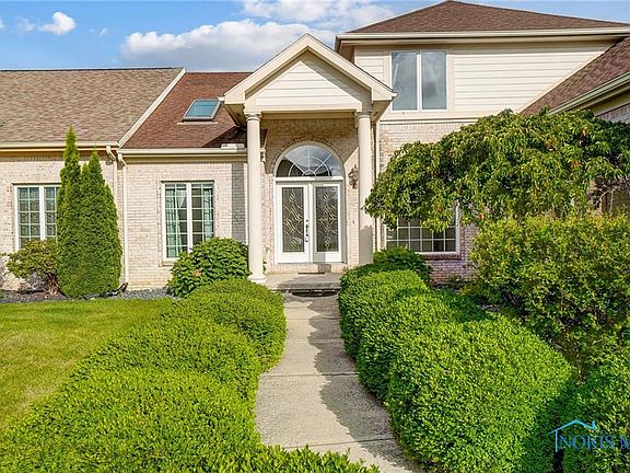 2nd image of 1422 Turnberry Ct
