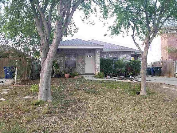2nd image of 3306 Monclova Dr