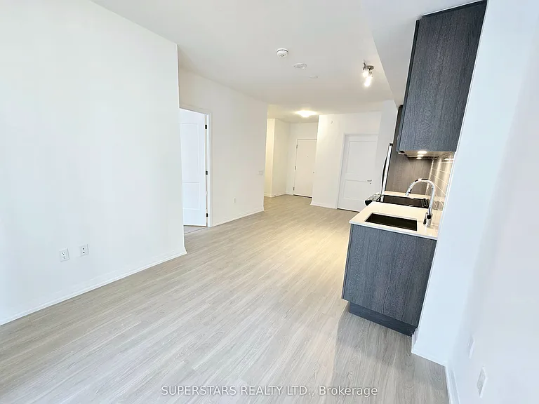 50 Dunfield Ave #814 — Photo 11
