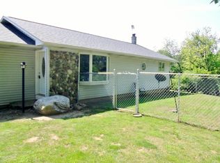 11226 E 400 N, Kendallville, IN 46755