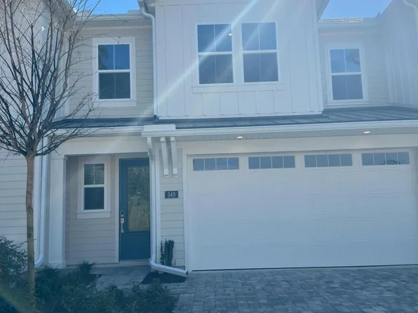 349 OAKMOSS Drive, St. Johns, FL 32259