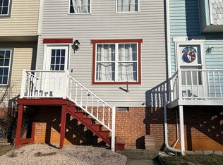 203 Willow Brook Dr, Charles Town, WV