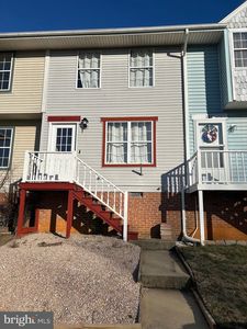 203 Willow Brook Dr, Charles Town, WV, 25414
