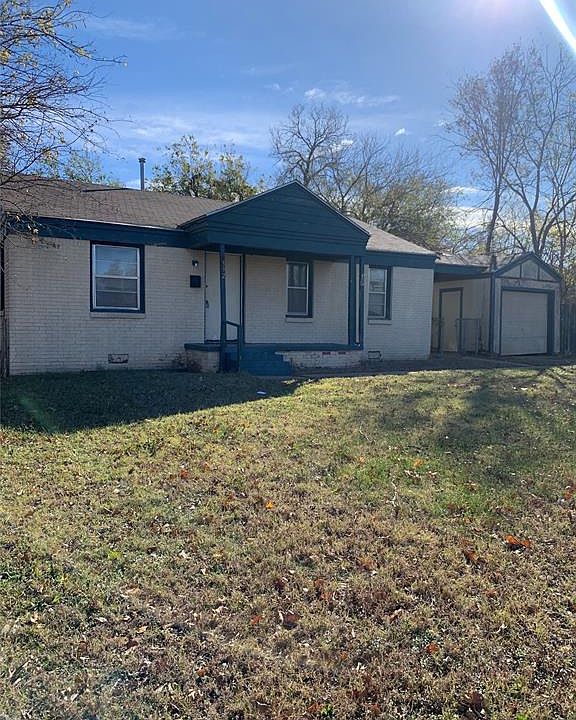 1st image of 3920 Woods Dr