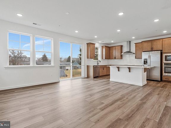 6th image of this home