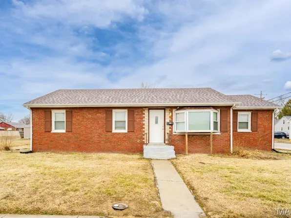 1735 Rhodes St, Madison, IL 62060