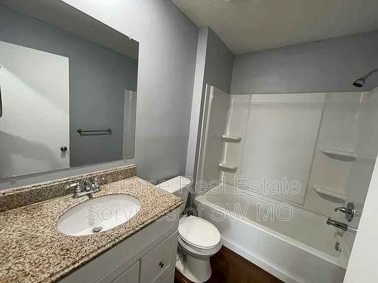 4355 S Glenn Ave #A — Photo 7