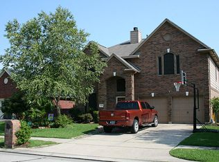 10938 Fairwood Dr, La Porte, TX 77571