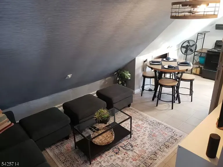 187 Milford Ave #3 — Photo 9