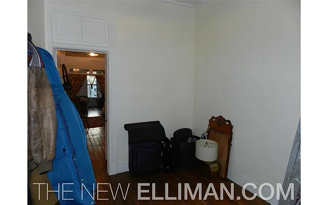 Rented by Douglas Elliman | media 30