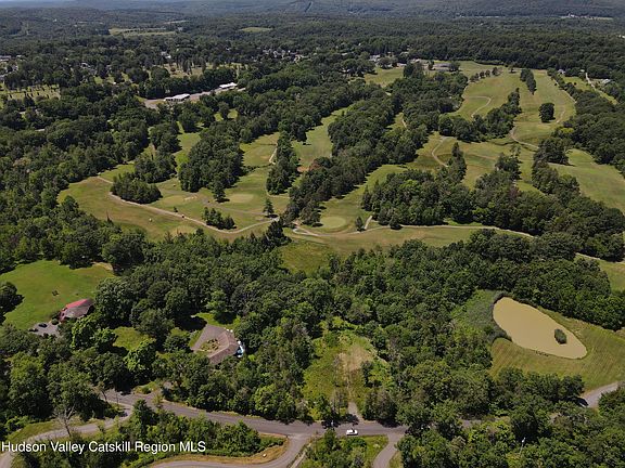 4th image of 71 Vosenkill Road