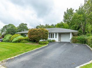 75 Hazelwood Dr, Jericho, NY 11753