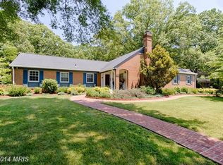 3704 Carriage House Ct, Alexandria, VA 22309
