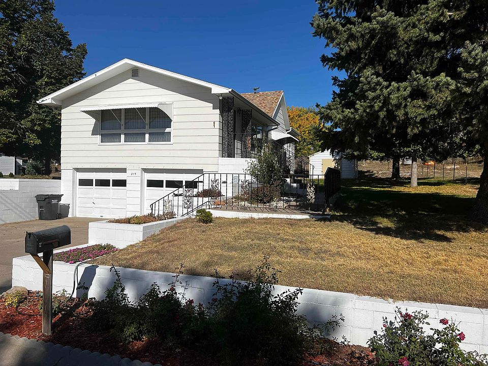 815 W 10th St, Ogallala, NE 69153 Zillow