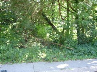 279 E Atlantic Ave, Lindenwold, NJ 08021